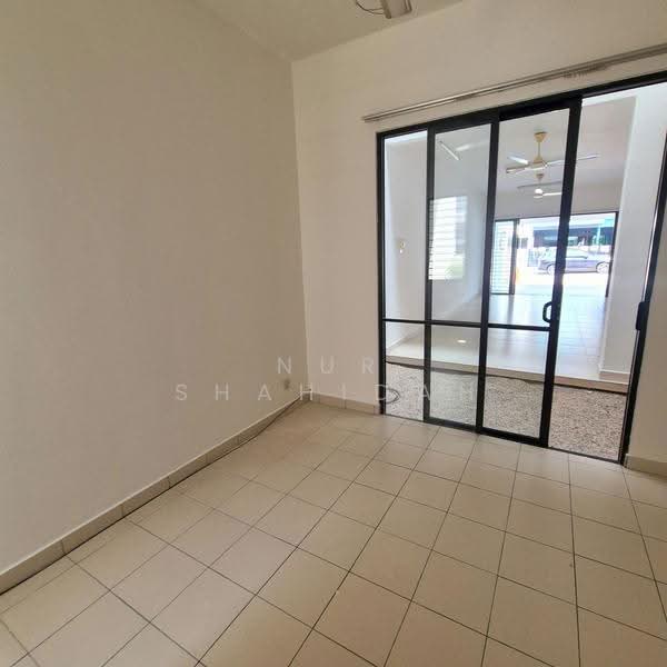 2-storey Terraced House for Rent in Shah Alam (Selangor) - Nur Shahidah - Interior - PropertyGuru.com.my