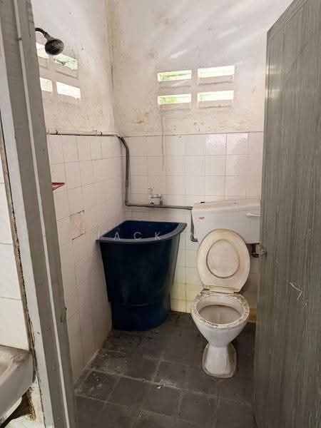 2-storey Terraced House for Sale in Taman Bagan (Butterworth) - Jack Ng - Bathroom - PropertyGuru.com.my