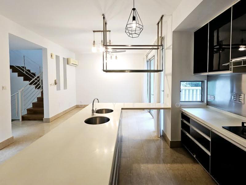 3-storey Terraced House for Sale in Mont Kiara (Kuala Lumpur) - Teoh Yie Hao - Kitchen - PropertyGuru.com.my