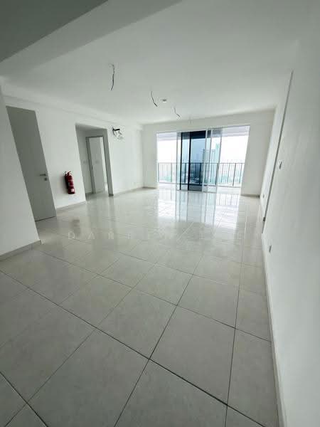 Kondominium untuk Dijual di Jelutong Central Residence - Darren Lye - Living Room - PropertyGuru.com.my