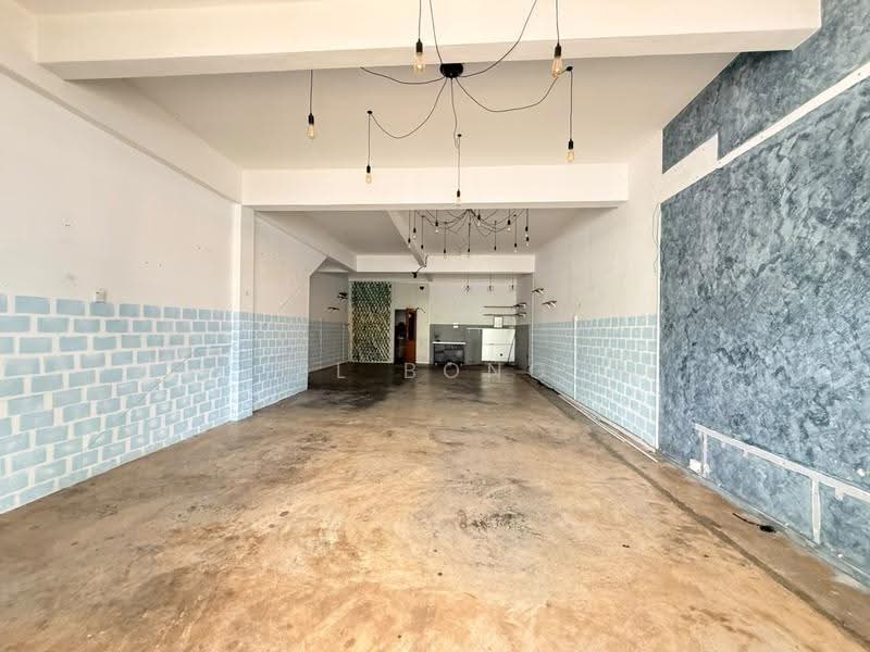 Shop / Office for Sale in Taman Merdeka Permai (Batu Berendam) - BL Bong - PropertyGuru.com.my