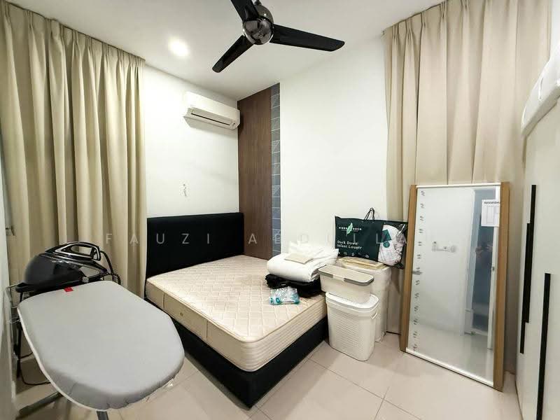Condominium for Sale at Isle of Kamares - Fauzi Abdullah - Bedroom - PropertyGuru.com.my