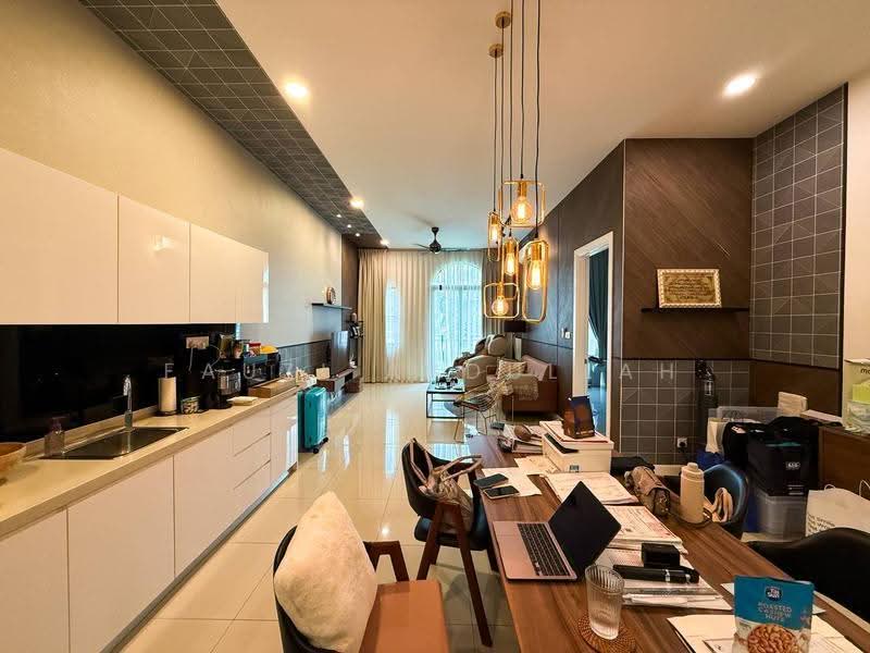 Condominium for Sale at Isle of Kamares - Fauzi Abdullah - Kitchen - PropertyGuru.com.my