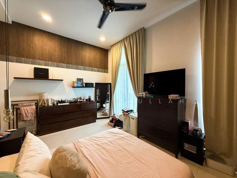 Condominium for Sale at Isle of Kamares - Fauzi Abdullah - Bedroom - PropertyGuru.com.my