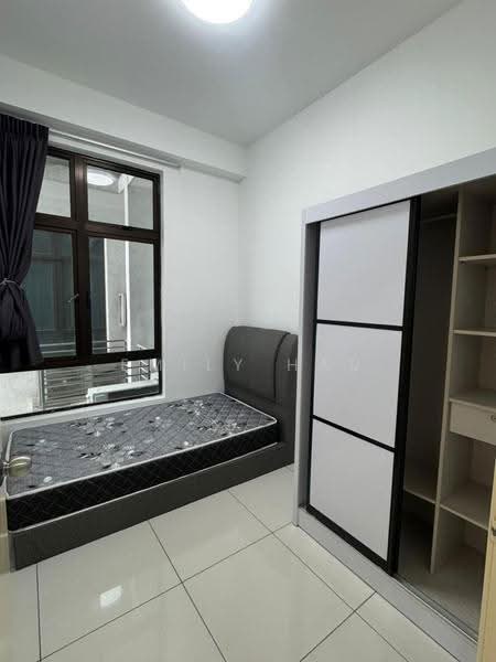 Kediaman Servis untuk Disewa di D'Summit Residences - Emily Hau - Bedroom - PropertyGuru.com.my