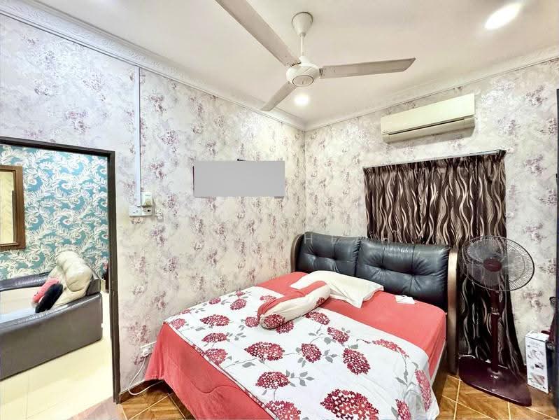 1-storey Terraced House for Sale in Seksyen 2 (Shah Alam) - Nana Cheah - Bedroom - PropertyGuru.com.my