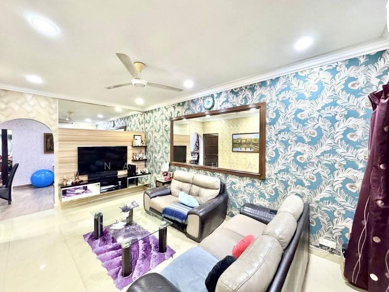 1-storey Terraced House for Sale in Seksyen 2 (Shah Alam) - Nana Cheah - Living Room - PropertyGuru.com.my