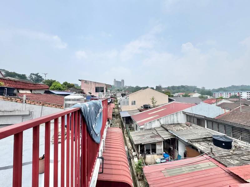 1-storey Terraced House for Sale in Seksyen 2 (Shah Alam) - Nana Cheah - Exterior - PropertyGuru.com.my