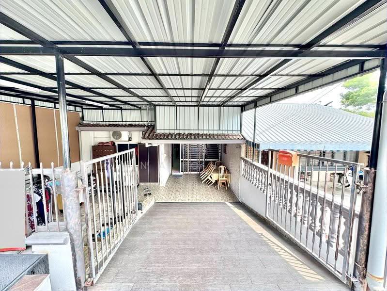 1-storey Terraced House for Sale in Seksyen 2 (Shah Alam) - Nana Cheah - Exterior - PropertyGuru.com.my