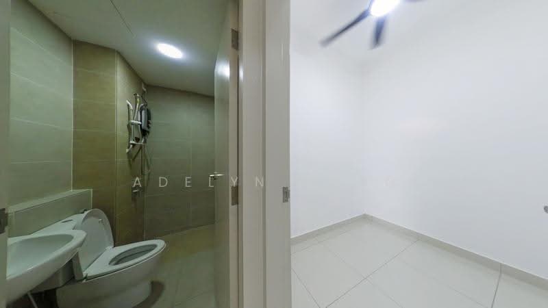 Kediaman Servis untuk Dijual di Setia City Residences - Adelyn Wong - PropertyGuru.com.my