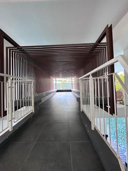 Apartment for Sale at Vivo Executive Apartment - Darren Lye - Corridor - PropertyGuru.com.my