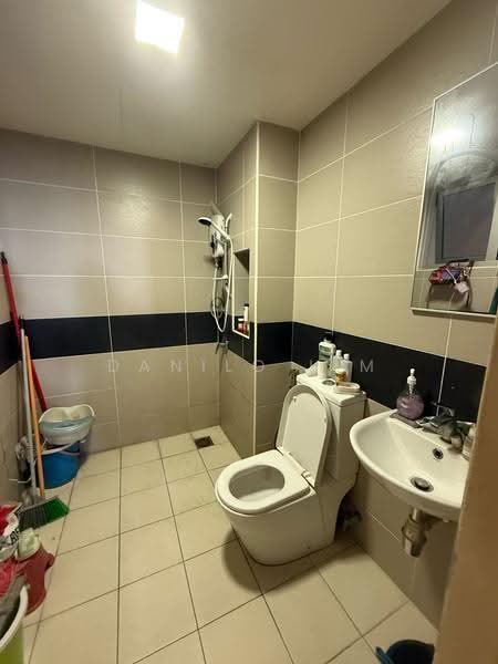 Kediaman Servis untuk Dijual di Saville @ Cheras - Danilo Lim - Bathroom - PropertyGuru.com.my
