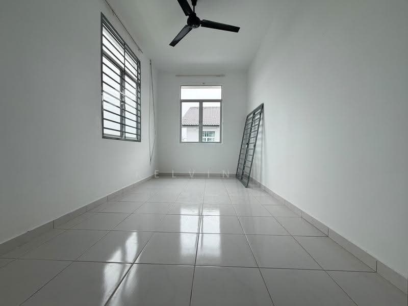 Rumah Teres 2-Tingkat untuk Dijual di Taman Kundang Jaya (Rawang) - Kelvin . - Interior - PropertyGuru.com.my