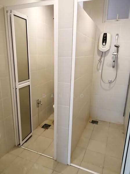 Condominium for Rent at Mutiara Ville - Danilo Lim - Bathroom - PropertyGuru.com.my