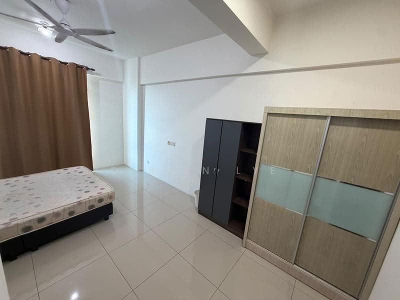 Kondominium untuk Disewa di Berjaya Condominium - Darren Lye - Bedroom - PropertyGuru.com.my