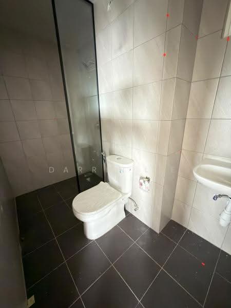 Kondominium untuk Dijual di Jelutong Central Residence - Darren Lye - Bathroom - PropertyGuru.com.my