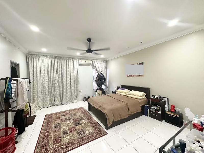 2-storey Terraced House for Sale in Saujana Rawang (Rawang) - Kelvin . - Bedroom - PropertyGuru.com.my