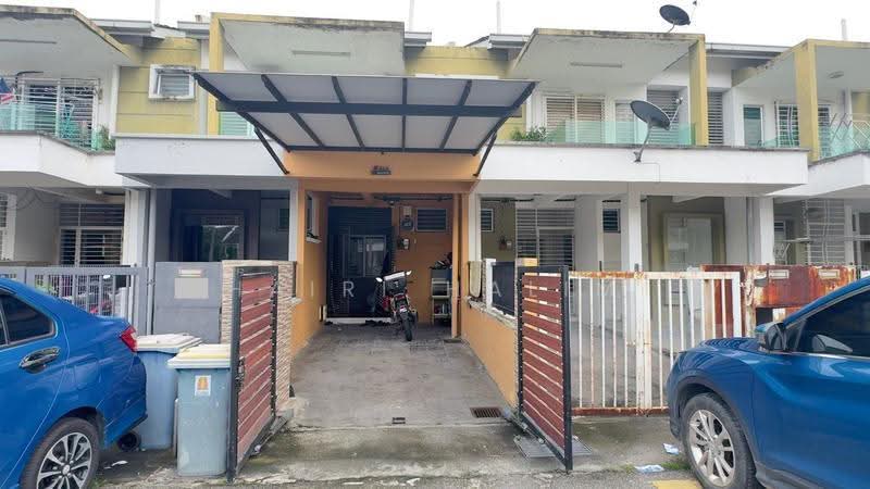 Rumah Bandar untuk Dijual di Bandar Saujana Putra (Tanjong Duabelas) - Hairi Halim - PropertyGuru.com.my