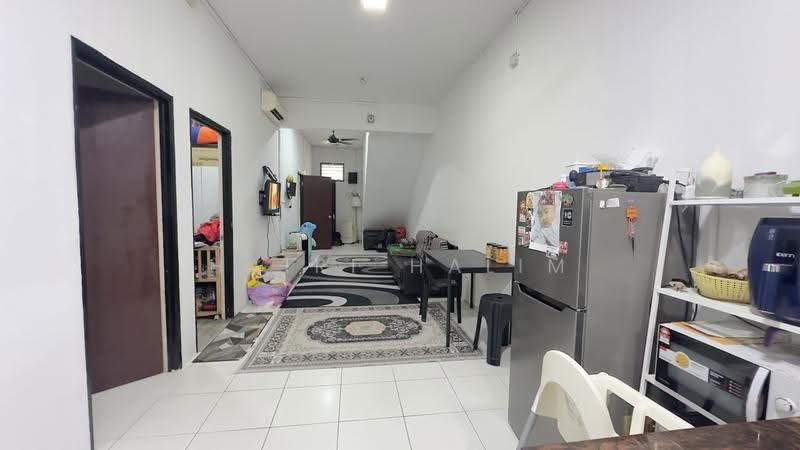 Rumah Bandar untuk Dijual di Bandar Saujana Putra (Tanjong Duabelas) - Hairi Halim - PropertyGuru.com.my