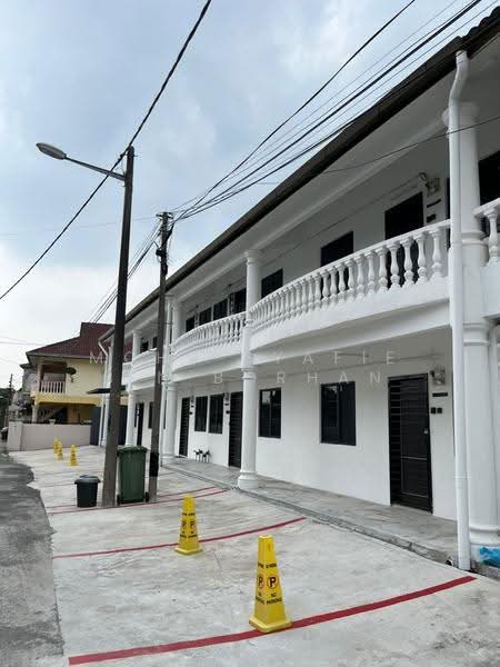 Townhouse for Rent in Kampung Tengah Gombak (Gombak) - Mohd Syafie Bin Borhan - Exterior - PropertyGuru.com.my