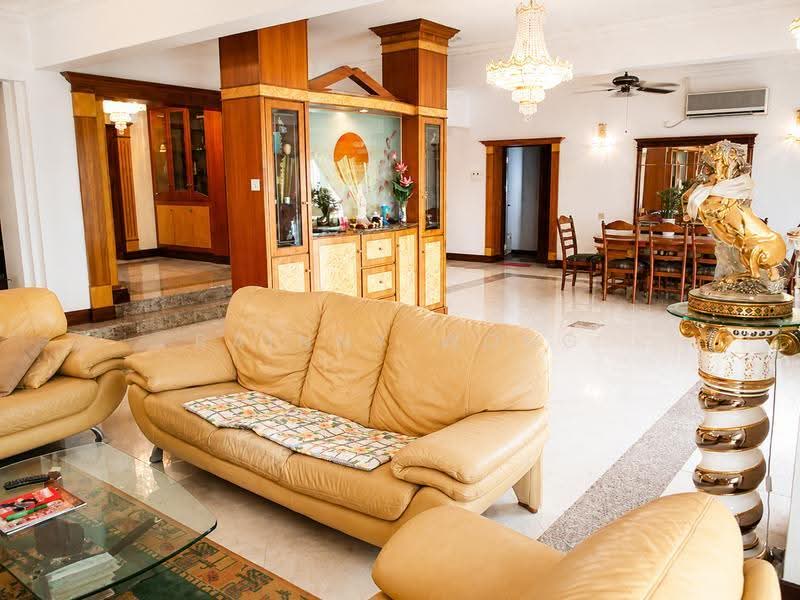 Kondominium untuk Dijual di Silverton Condominium - Rainny Wong - Living Room - PropertyGuru.com.my