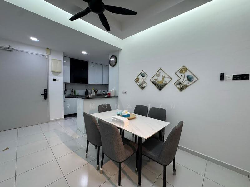Kondominium untuk Disewa di Grand Residence @ Merak Mas - Ramona Tan - Dining Room - PropertyGuru.com.my