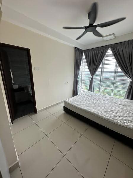 Kediaman Servis untuk Disewa di KSL Residence @ Daya - Nick Low - Bedroom - PropertyGuru.com.my