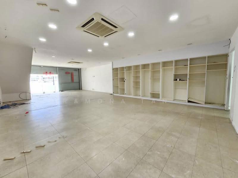 Kedai untuk Dijual di Taman Merdeka Permai (Batu Berendam) - Ramona Tan - Interior - PropertyGuru.com.my