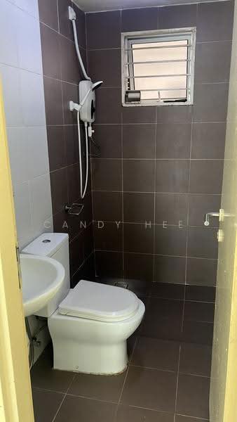 Kediaman Servis untuk Disewa di Galleria Equine Park - Candy Hee - Bathroom - PropertyGuru.com.my