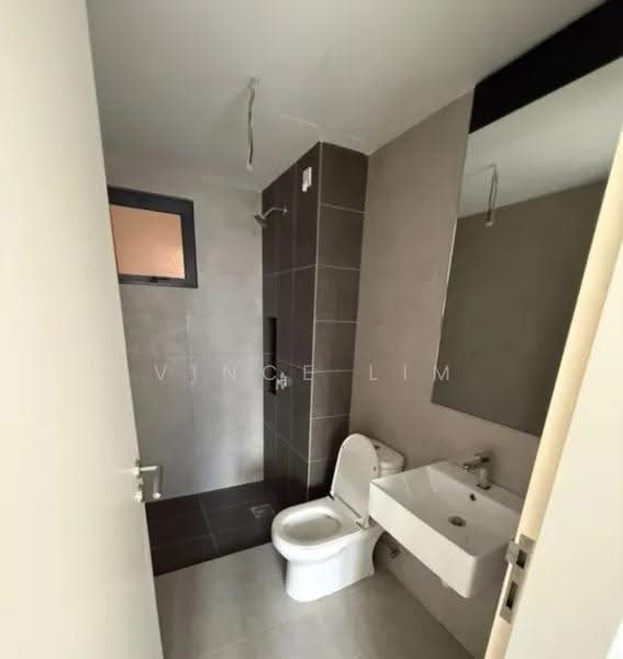 Kediaman Servis untuk Dijual di D'Erica - Vince Lim - Bathroom - PropertyGuru.com.my