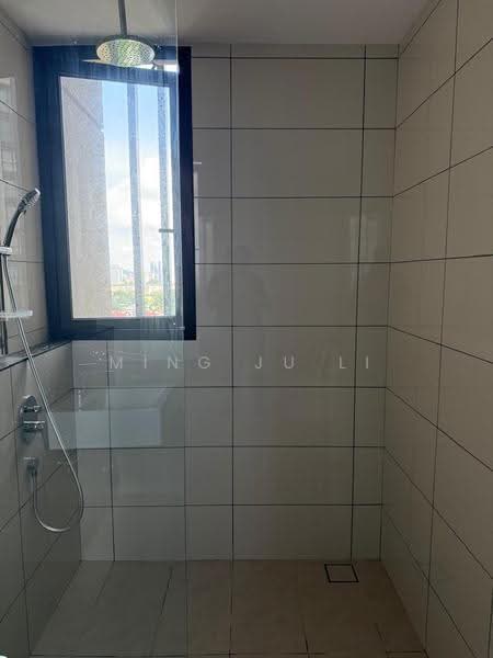 Kediaman Servis untuk Dijual di Duta Park Residences - Ming Ju Li - Bathroom - PropertyGuru.com.my