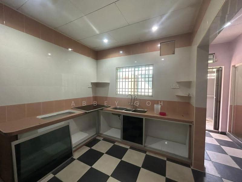 Semi-Detached House for Rent in Bukit Mertajam (Penang) - Abbey Goh - Kitchen - PropertyGuru.com.my