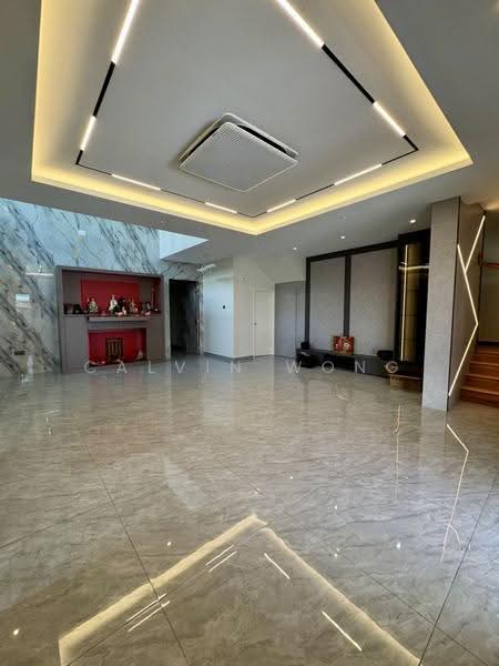 Rumah Berkembar untuk Dijual di Taman Gaya (Ulu Tiram) - Calvin Wong - Living Room - PropertyGuru.com.my