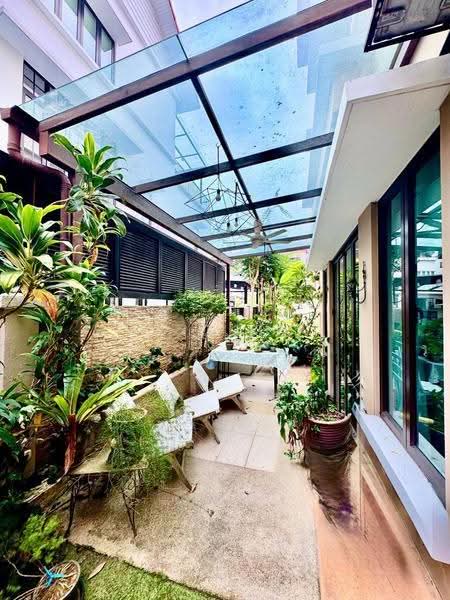 Rumah Berkembar untuk Dijual di Desa Sri Hartamas (Sri Hartamas) - Azizol . - Garden - PropertyGuru.com.my