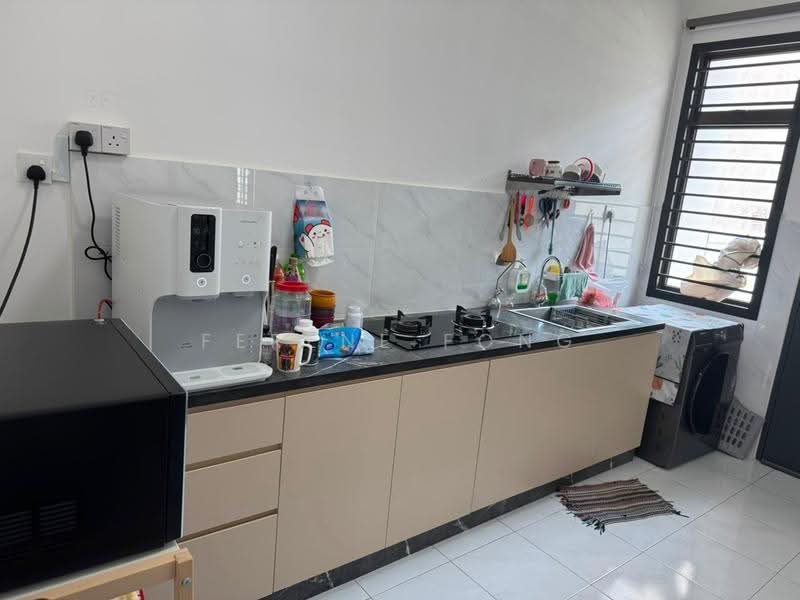Rumah Teres 2-Tingkat untuk Dijual di Taman Austin Duta (Tebrau) - Ferene Fong - Kitchen - PropertyGuru.com.my