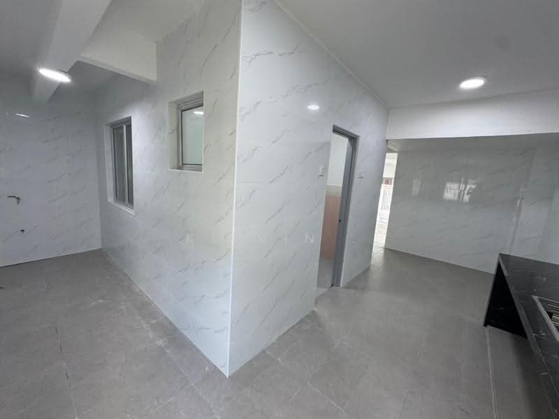 Rumah Teres 2.5-Tingkat untuk Dijual di Bandar Country Homes (Rawang) - Kelvin . - Interior - PropertyGuru.com.my