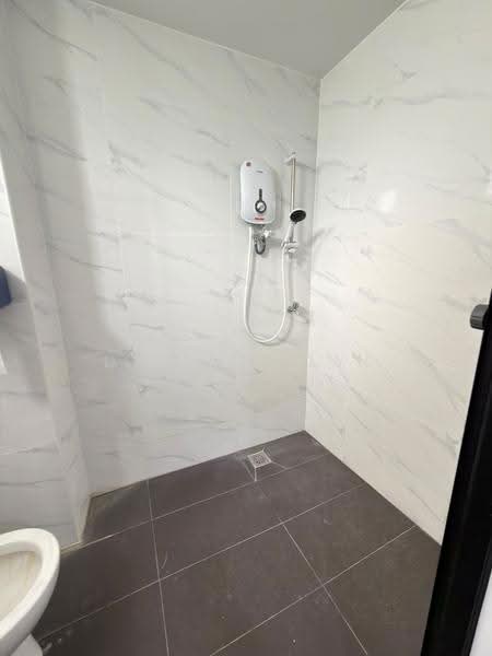 Kondominium untuk Disewa di Bukit Awana Condominium - Darren Lye - Bathroom - PropertyGuru.com.my
