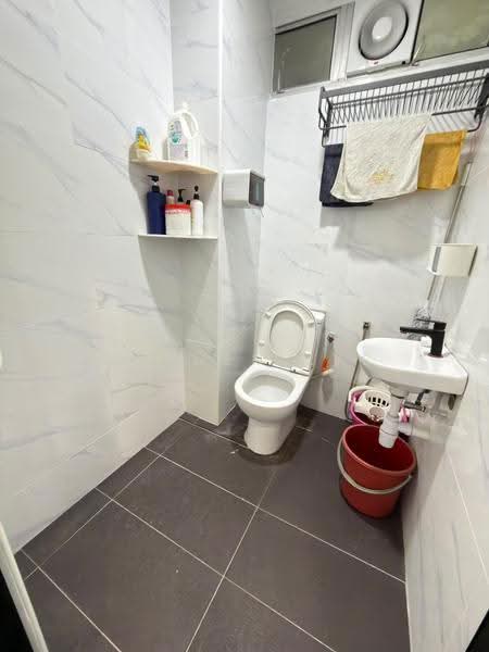 Kondominium untuk Disewa di Bukit Awana Condominium - Darren Lye - Bathroom - PropertyGuru.com.my