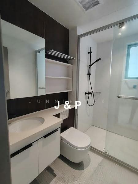 Service Residence for Rent at Bay Suites - Junnie Kok - Bathroom - PropertyGuru.com.my