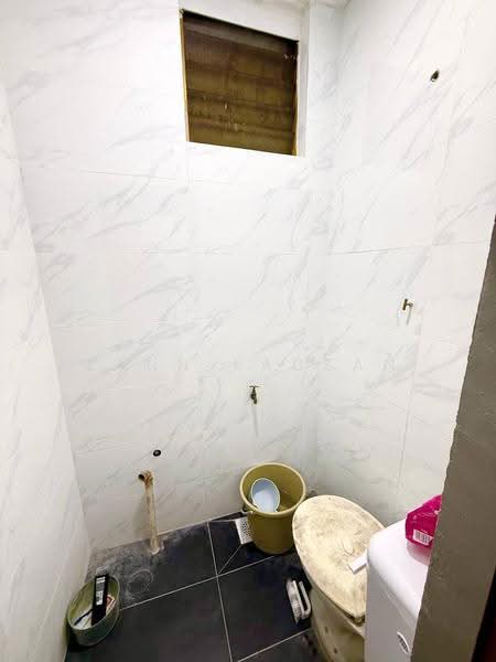 1-storey Terraced House for Sale in Bukit Sentosa (Rawang) - Zann Fauzan - Bathroom - PropertyGuru.com.my