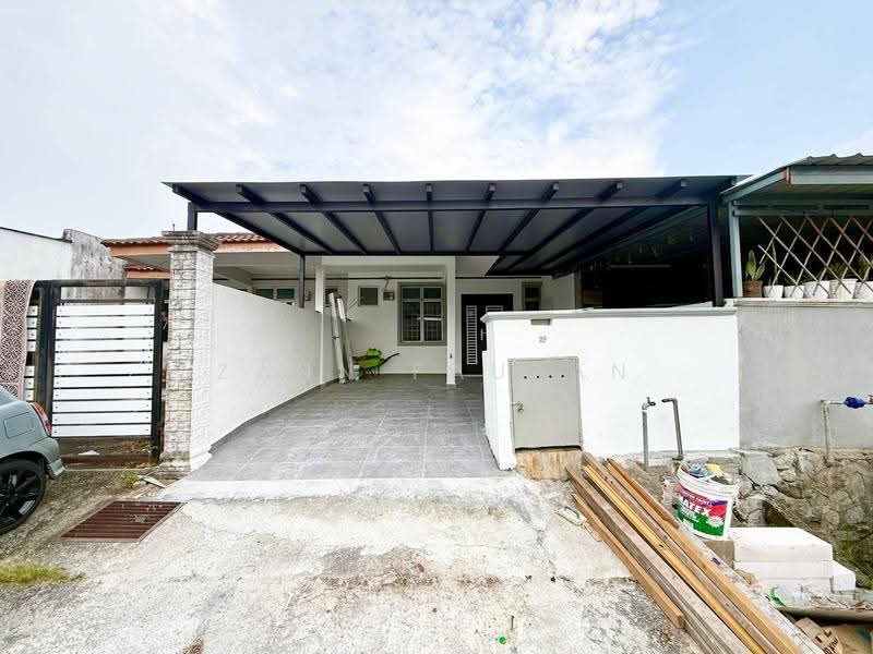 1-storey Terraced House for Sale in Bukit Sentosa (Rawang) - Zann Fauzan - Exterior - PropertyGuru.com.my