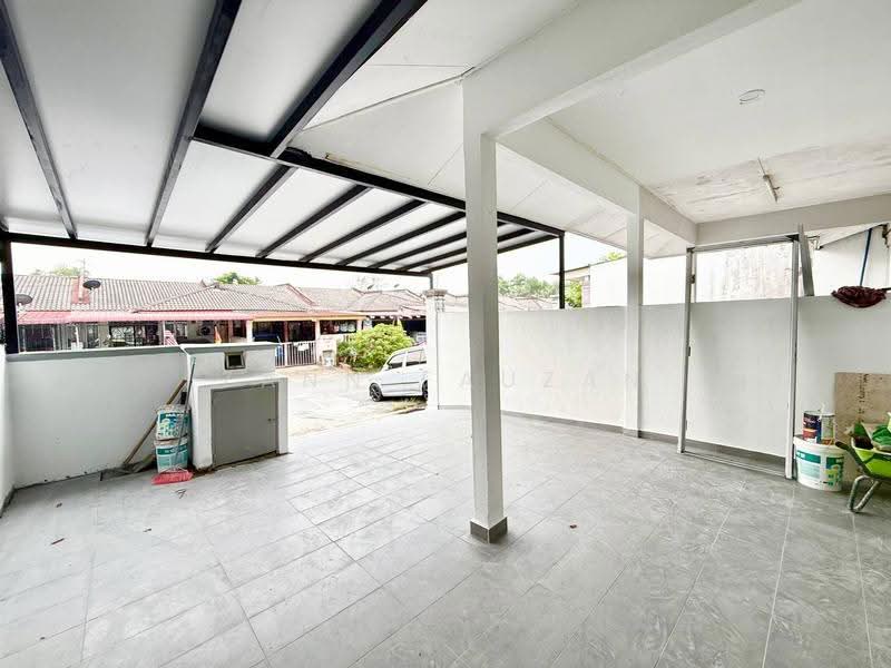 1-storey Terraced House for Sale in Bukit Sentosa (Rawang) - Zann Fauzan - Exterior - PropertyGuru.com.my