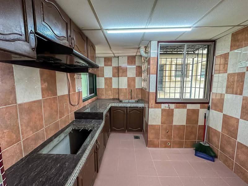 Apartment for Sale at Pangsapuri Seroja - Farid Fahmi - Kitchen - PropertyGuru.com.my