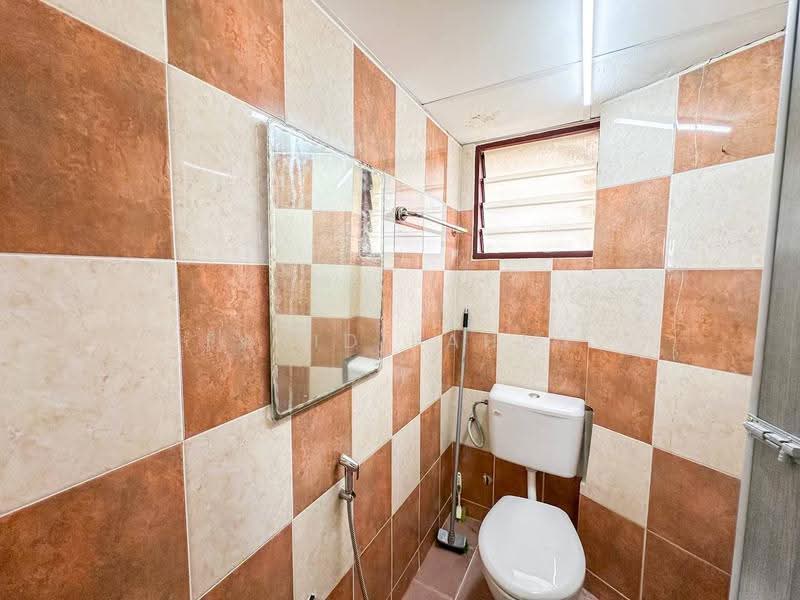 Apartment for Sale at Pangsapuri Seroja - Farid Fahmi - PropertyGuru.com.my