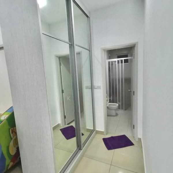 Service Residence for Sale at Meridin Bayvue Serviced Apartment - KK Koh - Corridor - PropertyGuru.com.my