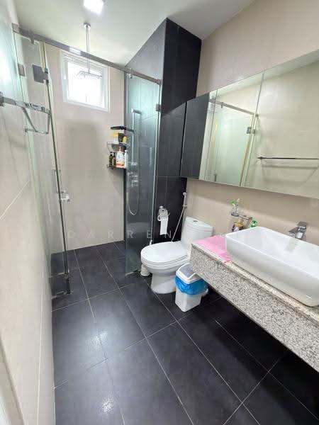 Condominium for Sale at Vertiq - Darren Lye - Bathroom - PropertyGuru.com.my