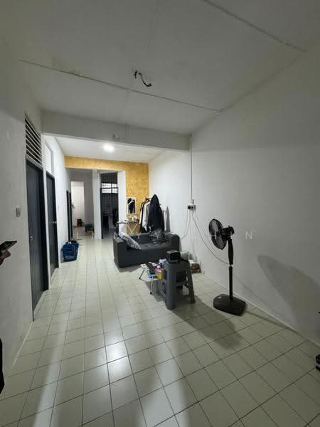 1-storey Terraced House for Sale in Kuching (Sarawak) - Jimmyy Chin - Living Room - PropertyGuru.com.my