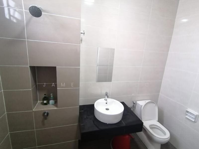 Terraced House for Sale in Kangkar Pulai (Skudai) - Jameson Choo - Bathroom - PropertyGuru.com.my