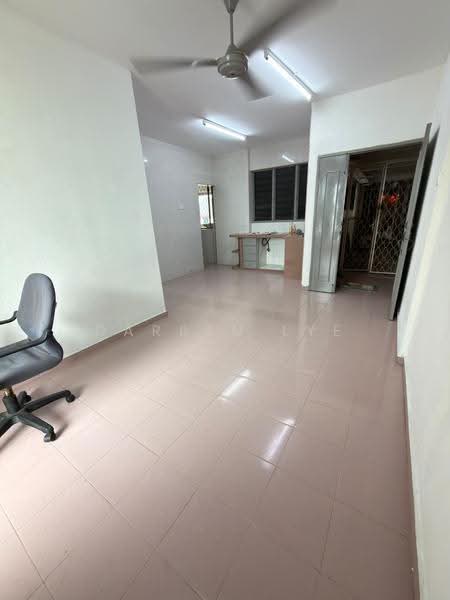 Apartment for Rent at Taman Seri Sari (Sunshine Garden) - Darren Lye - Interior - PropertyGuru.com.my