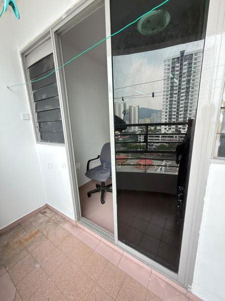 Apartment for Rent at Taman Seri Sari (Sunshine Garden) - Darren Lye - Balcony - PropertyGuru.com.my